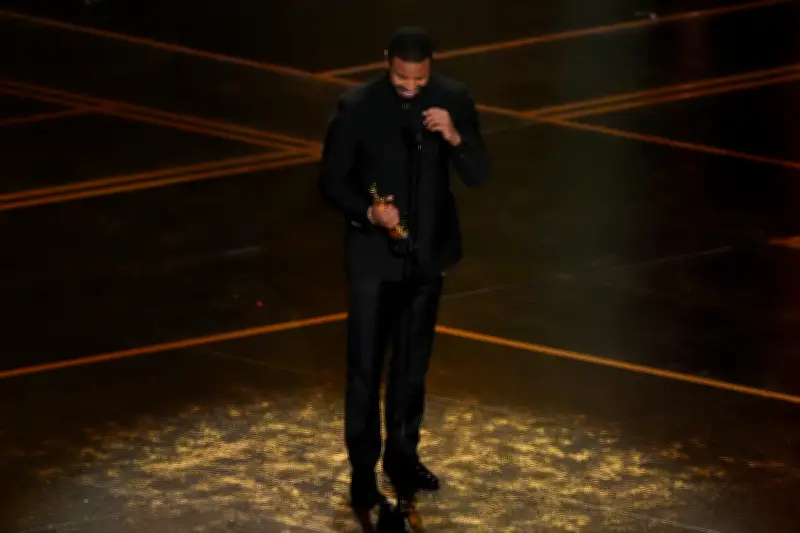 Michael B. Jordan gana el Oscar 2026 a Mejor Actor en una noche histórica del cine