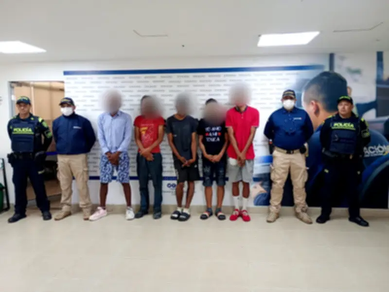 Migración Colombia expulsa a siete extranjeros en Bucaramanga por irregularidades