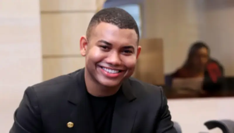 Miguel Polo Polo reaparece tras derrota electoral y anuncia apoyo a De la Espriella