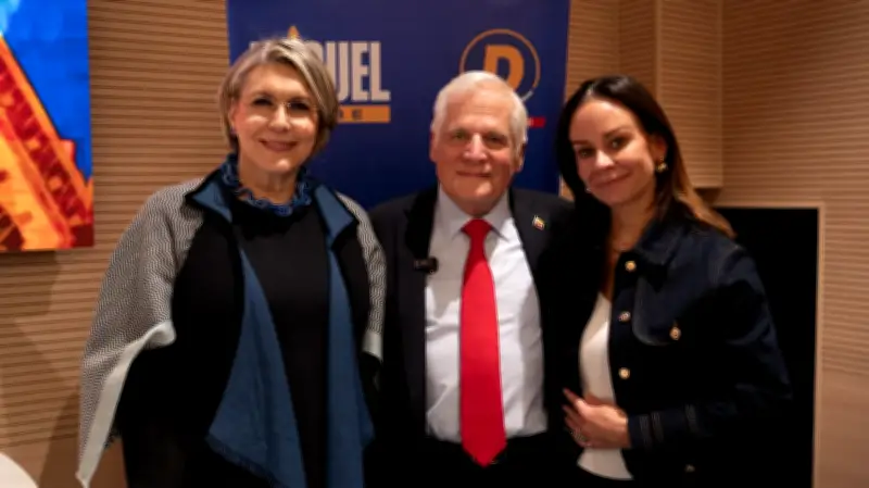 Miguel Uribe Londoño oficializa candidatura presidencial con Luisa Fernanda Villegas como fórmula vicepresidencial