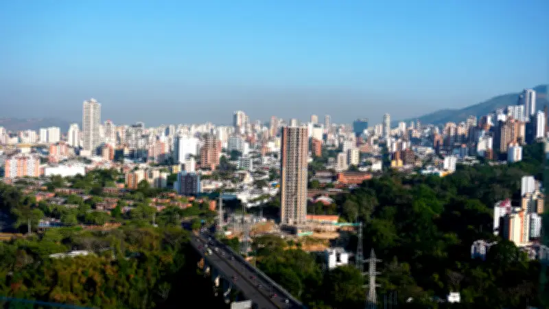 Millonarios recursos sin ejecutar en Bucaramanga mientras obras clave permanecen paralizadas