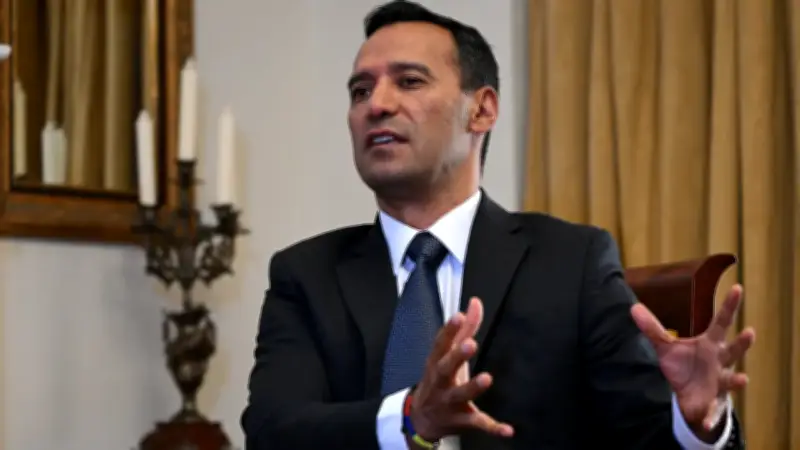 Mindefensa propone restricción de movimiento de dinero en efectivo para elecciones en Colombia