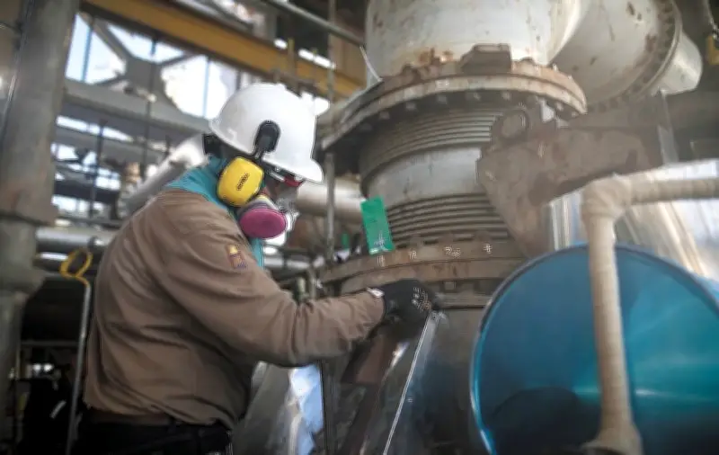 Minenergía investiga a importadores de etanol por incumplimientos ambientales y de reporte