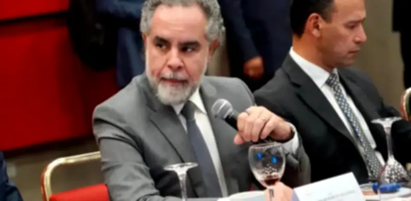 Ministro del Interior denuncia presunta compra de votos que involucra al registrador de Córdoba