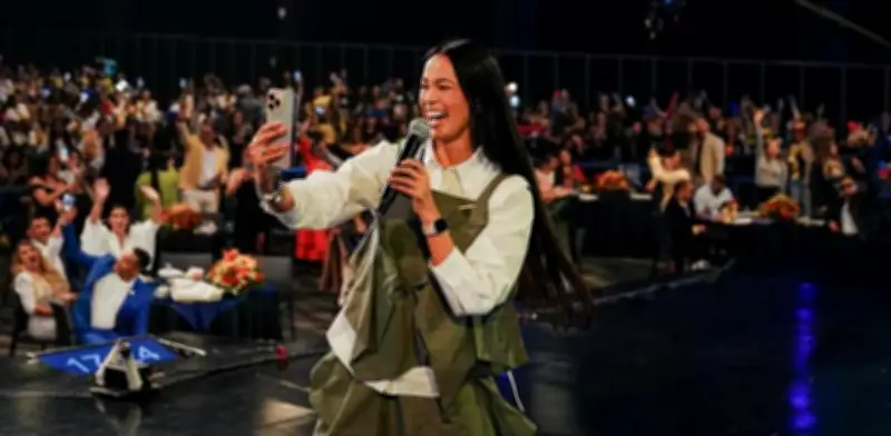 Mónica Montañez: la colombiana que transforma Instagram en canal de ventas para 800 empresas