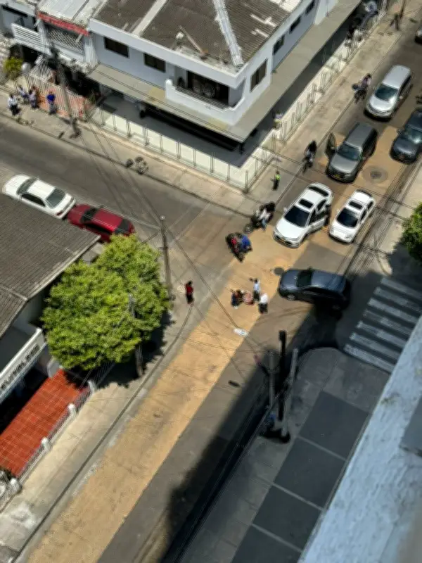 Motociclista atropella a mujer en Manga y huye del lugar sin prestar ayuda