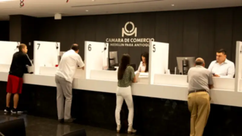 Más de 150.000 empresarios en Antioquia deben renovar matrícula para evitar multas