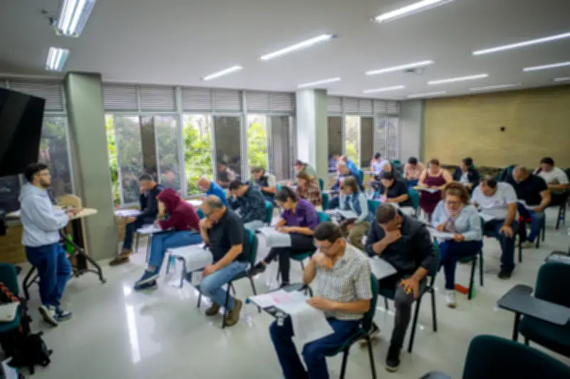 Más de 26.300 docentes superan evaluación de ascenso 2026 en Colombia: guía completa