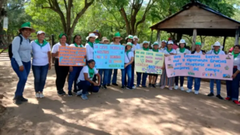 Más de 400 hectáreas de tierra entregadas a mujeres campesinas en Magdalena