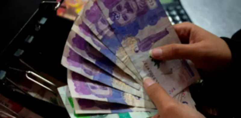 Mujer enfrenta prisión por apropiarse de 4.500 millones de pesos recibidos por error bancario