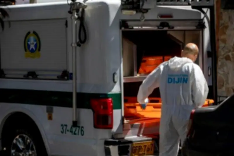 Mujer fallece en Floridablanca tras ser hallada con herida en muñeca en hotel de Cañaveral