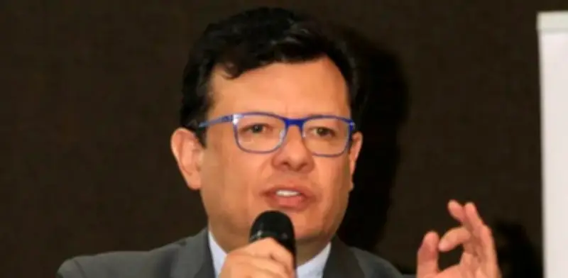 Mujeres del Pacto Histórico exigen remoción de Holman Morris de RTVC por denuncias de acoso sexual