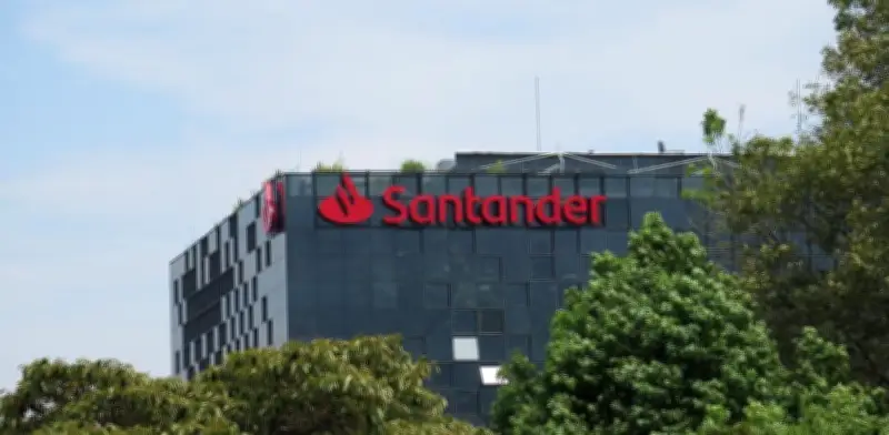 Mujeres lideran transformación en sector financiero colombiano con diversidad como estrategia