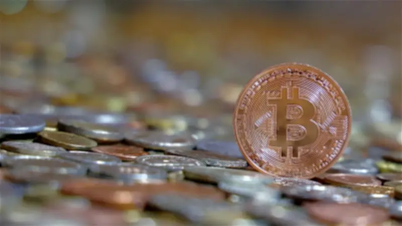 Narcotraficantes colombianos lavan dinero en Europa y Asia usando criptomonedas y tokens