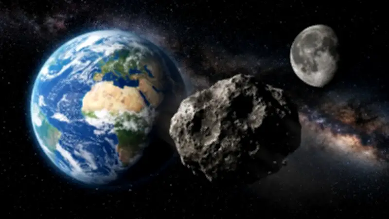 NASA desmiente colisión de asteroide con la Luna en 2032, aclara trayectoria segura