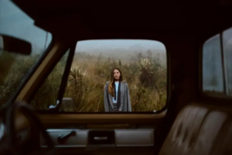 Natalia Natalia presenta 'Paréntesis', su nuevo EP que fusiona pop y rap