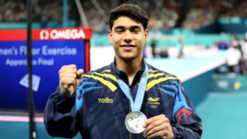 Ángel Barajas brilla en Turquía con doble plata en Copa Mundo de Gimnasia Artística