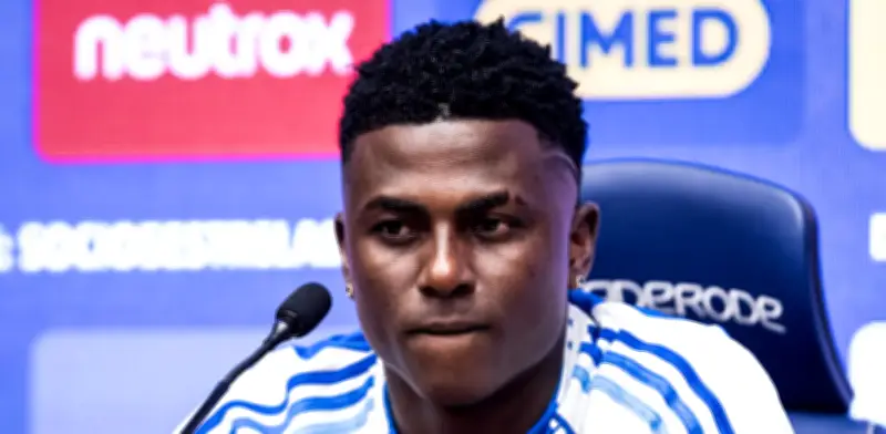 Néiser Villarreal marca su primer gol en Brasil, pero Cruzeiro despide a Tite y cae en zona de descenso