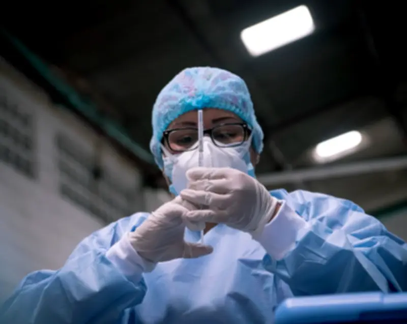 Nueva variante 'Cicada' del Covid-19 activa alertas sanitarias en Estados Unidos