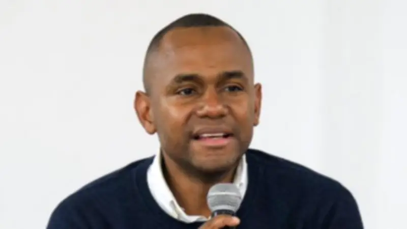 Nuevo escándalo de presunto acoso sexual sacude al Gobierno Petro con renuncia de viceministro