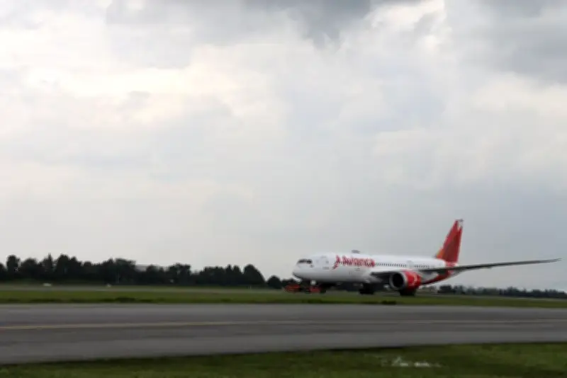 Nuevo incidente con helicóptero en El Dorado: Aerocivil investiga cruce no autorizado de pista