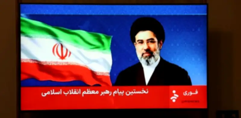 Nuevo líder supremo de Irán en coma tras bombardeos de EE. UU., según Daily Mail