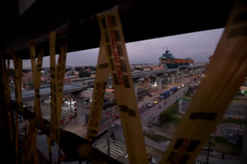 Obras comerciales en Bogotá acumulan 7 años de retrasos y afectan a comerciantes