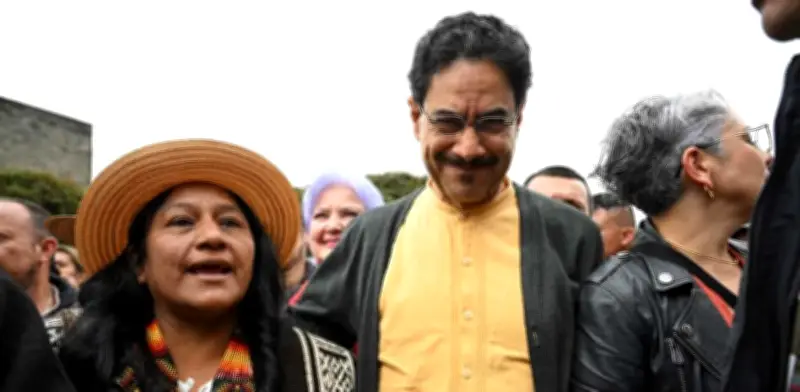 Ocho exministros respaldan la fórmula presidencial de Iván Cepeda y Aída Quilcué