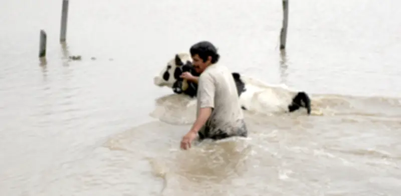 Ola invernal presiona precios de alimentos y amenaza inflación en Colombia