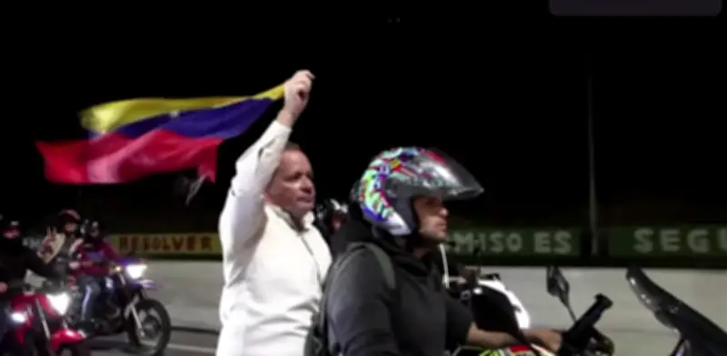 Opositor venezolano Juan Pablo Guanipa anuncia cierre de causa por terrorismo