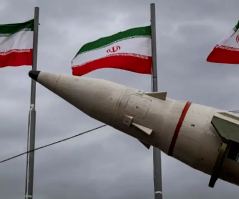 OTAN intercepta misil iraní en espacio aéreo turco mientras Teherán niega autoría