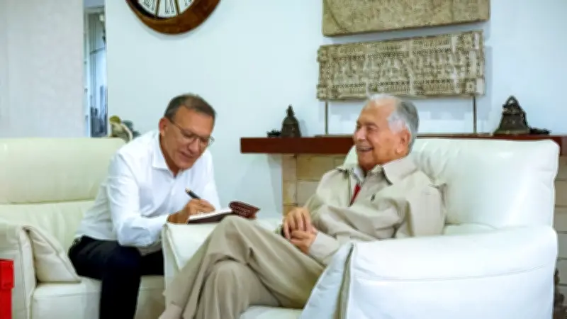 Padre de Petro respalda a Roy Barreras: 'Es un luchador como yo' en encuentro previo a elecciones