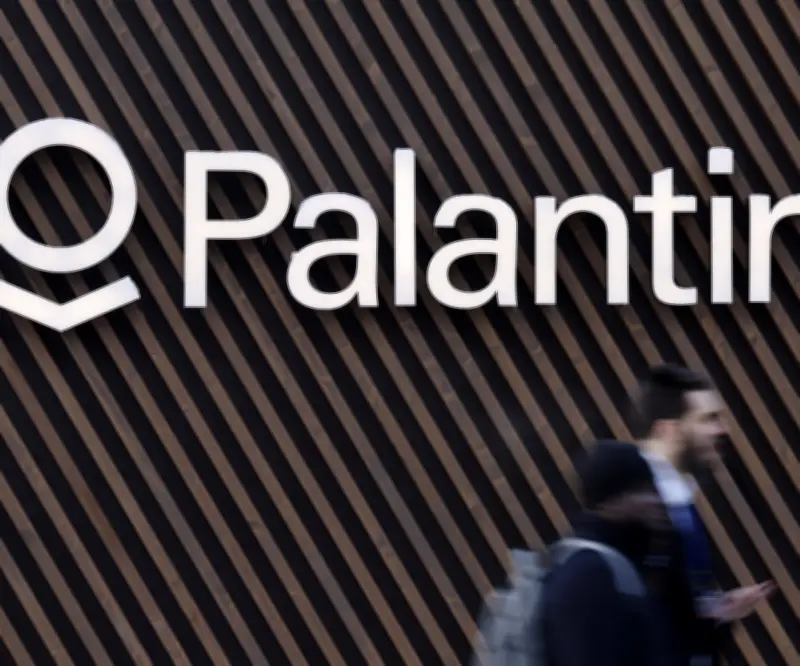Palantir recupera el favor de Wall Street tras desplome del 38% en su valoración