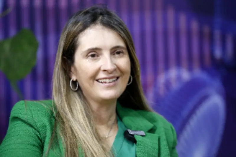 Paloma Valencia arrasa en consulta y será candidata presidencial en primera vuelta