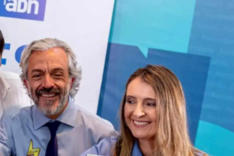 Paloma Valencia y Juan Daniel Oviedo cierran reunión sin acuerdos para fórmula presidencial 2026