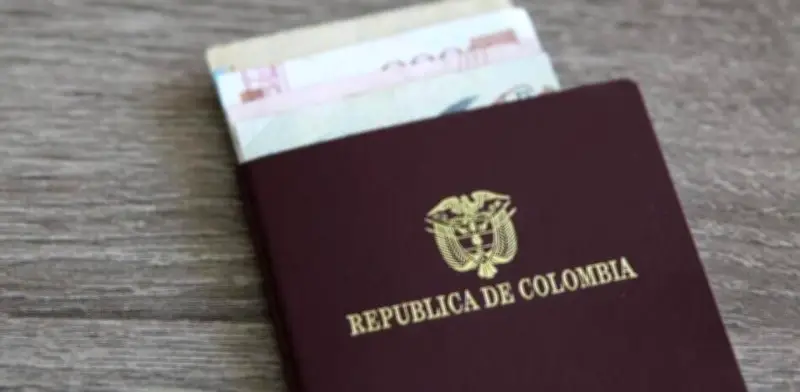 Pasaporte colombiano escala al puesto 34 mundial en 2026 según índice Henley