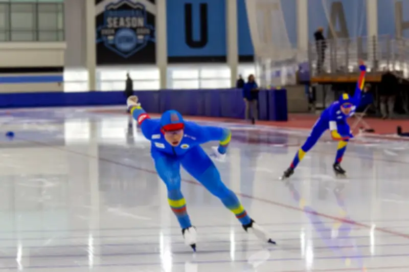 Patinadores colombianos brillan en el 12° Campeonato Nacional sobre Hielo en Estados Unidos
