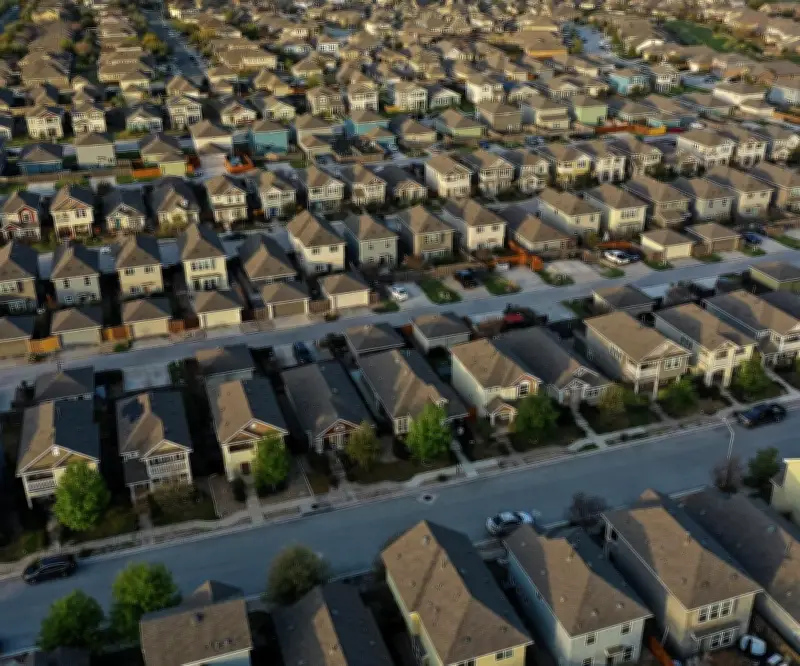 Patrimonio de hogares estadounidenses alcanza récord histórico de US$184,1 billones