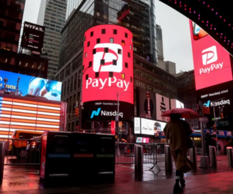 PayPay, respaldada por SoftBank, sube 19% en su debut bursátil en EE.UU.