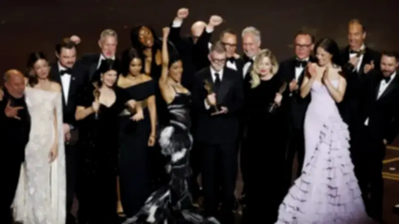 Película 'One Battle After Another' arrasa en los Óscar con seis estatuillas, incluyendo mejor película