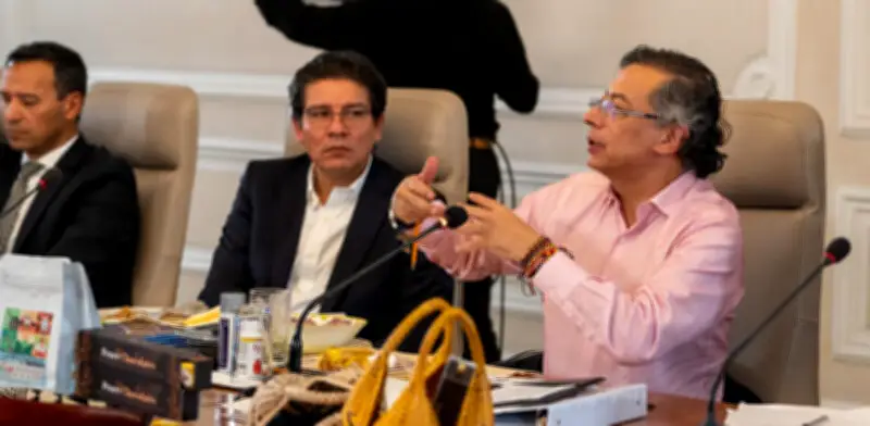 Petro anuncia protesta diplomática tras acusar a Ecuador de bombardeo en territorio colombiano