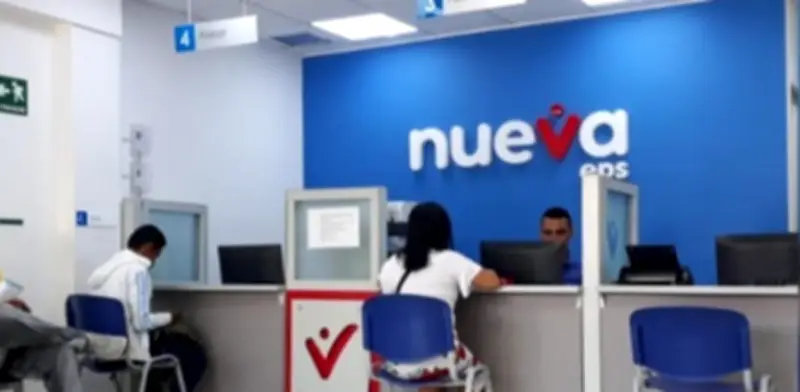 Petro confirma liquidación de EPS en quiebra y anuncia reestructuración del sistema de salud