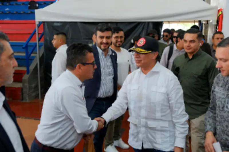 Petro cuestiona transparencia del software electoral y denuncia desacato a orden judicial