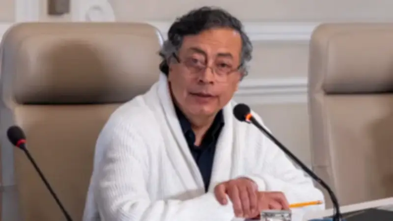 Petro impulsa industria militar colombiana tras accidente en Putumayo