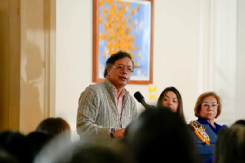 Petro ratifica respaldo a Ricardo Roa en Ecopetrol pese a imputación por tráfico de influencias