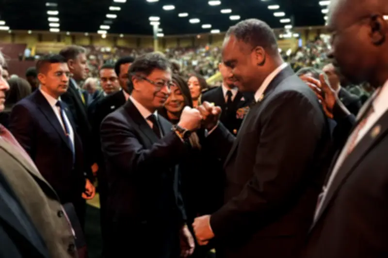 Petro rinde homenaje a Jesse Jackson en Chicago y envía mensaje a Trump