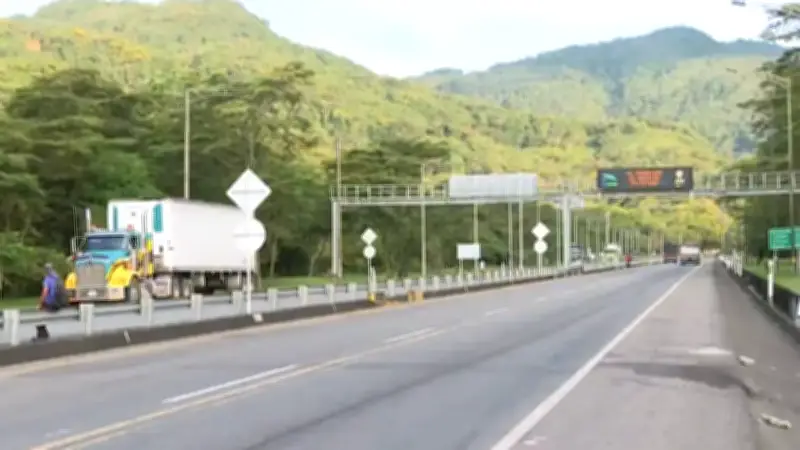 Plan especial de movilidad para puente festivo en vía Bogotá-Villavicencio con restricciones