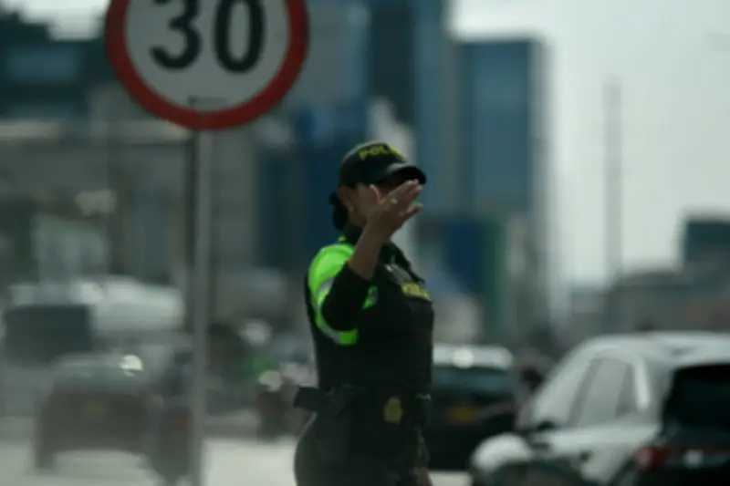 Plan Éxodo: Retenes en Autopista Sur y Peaje Mondoñedo Afectan Movilidad en Bogotá