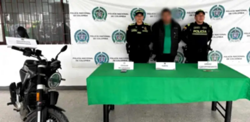 Policía captura a motoladrón en La Castellana y descubre que era buscado por homicidio