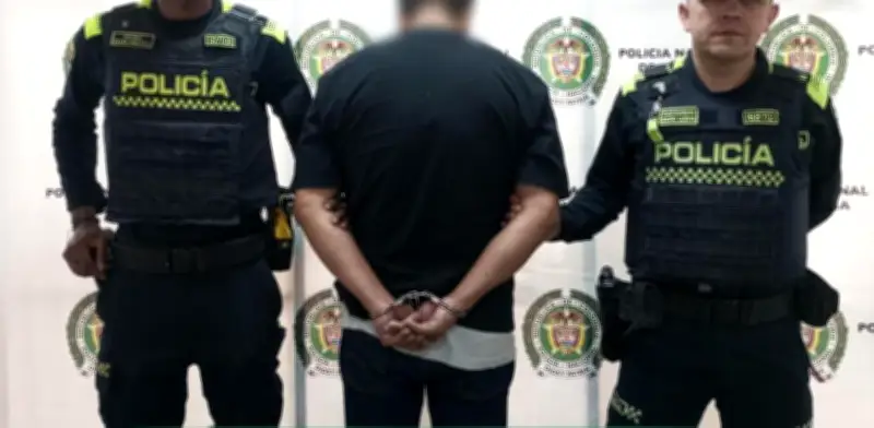 Policía frustra intento de robo de 4.000 millones de pesos en vehículo de valores en Fontibón